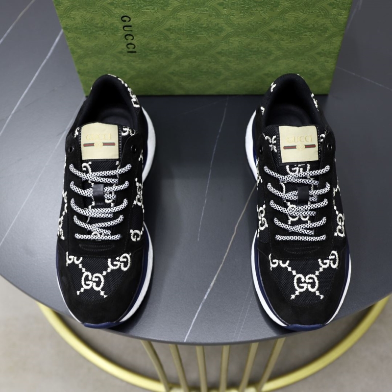 G*u*i casual shoes